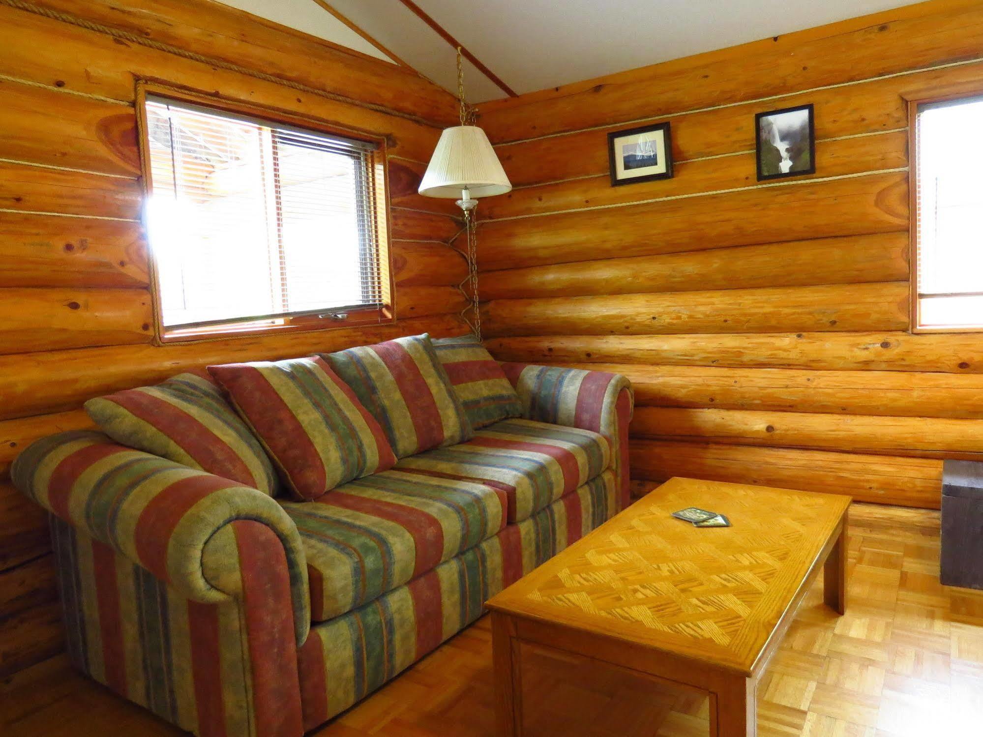 Cedar Haven Cabins And Resort クリアウォーター エクステリア 写真