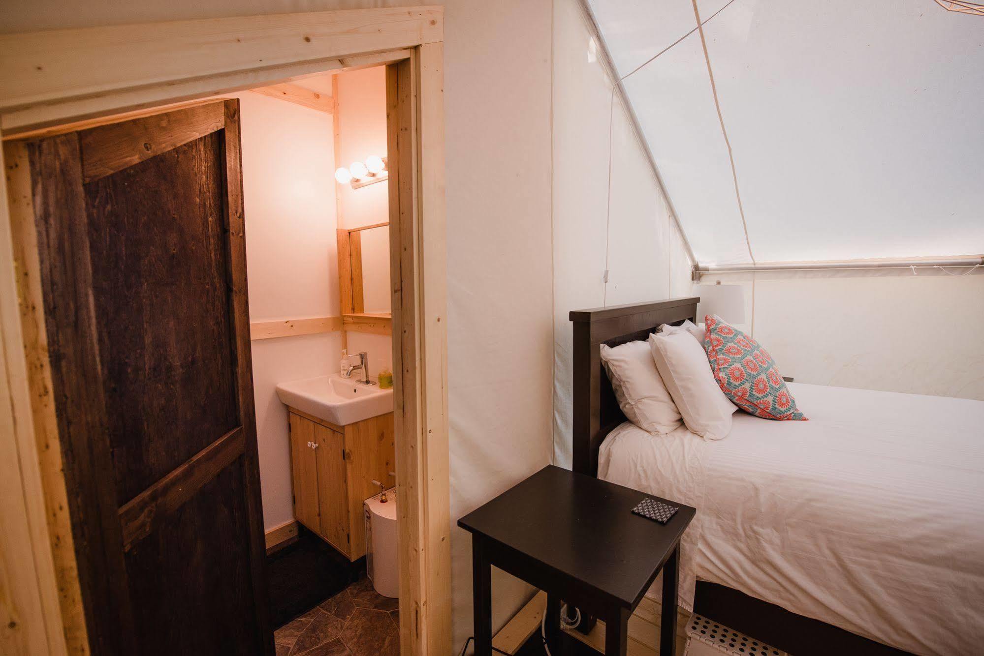 Cedar Haven Cabins And Resort クリアウォーター エクステリア 写真